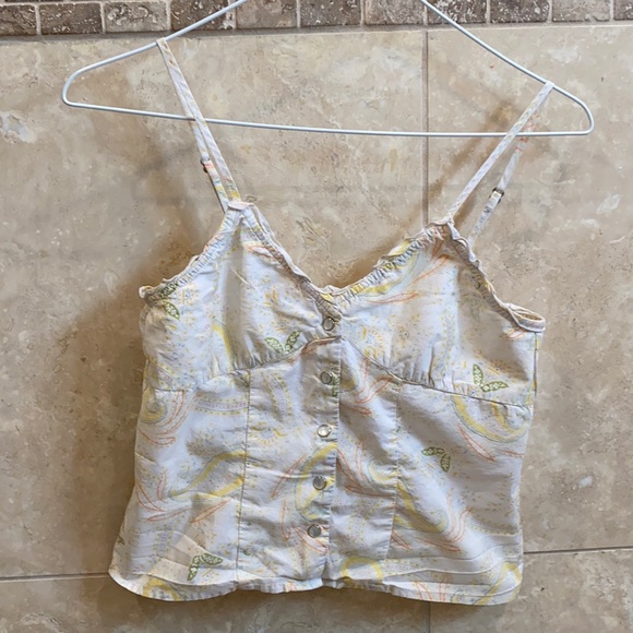 Old Navy Tops - XXS cute paisley snap front tank
